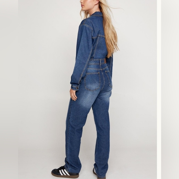 🔥Denim jumpsuit 🔥 - Picture 2 of 3